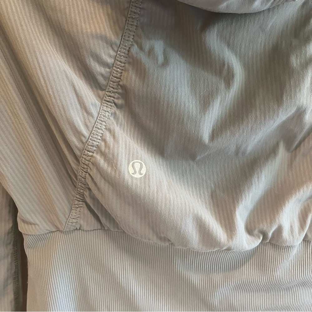 Lululemon Reversible Gray Jacket - image 7
